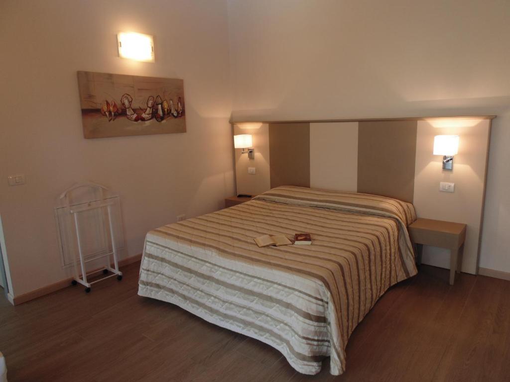 Ca Dell'Orto Rooms & Apartments Верона Екстер'єр фото