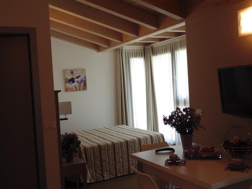 Ca Dell'Orto Rooms & Apartments Верона Екстер'єр фото